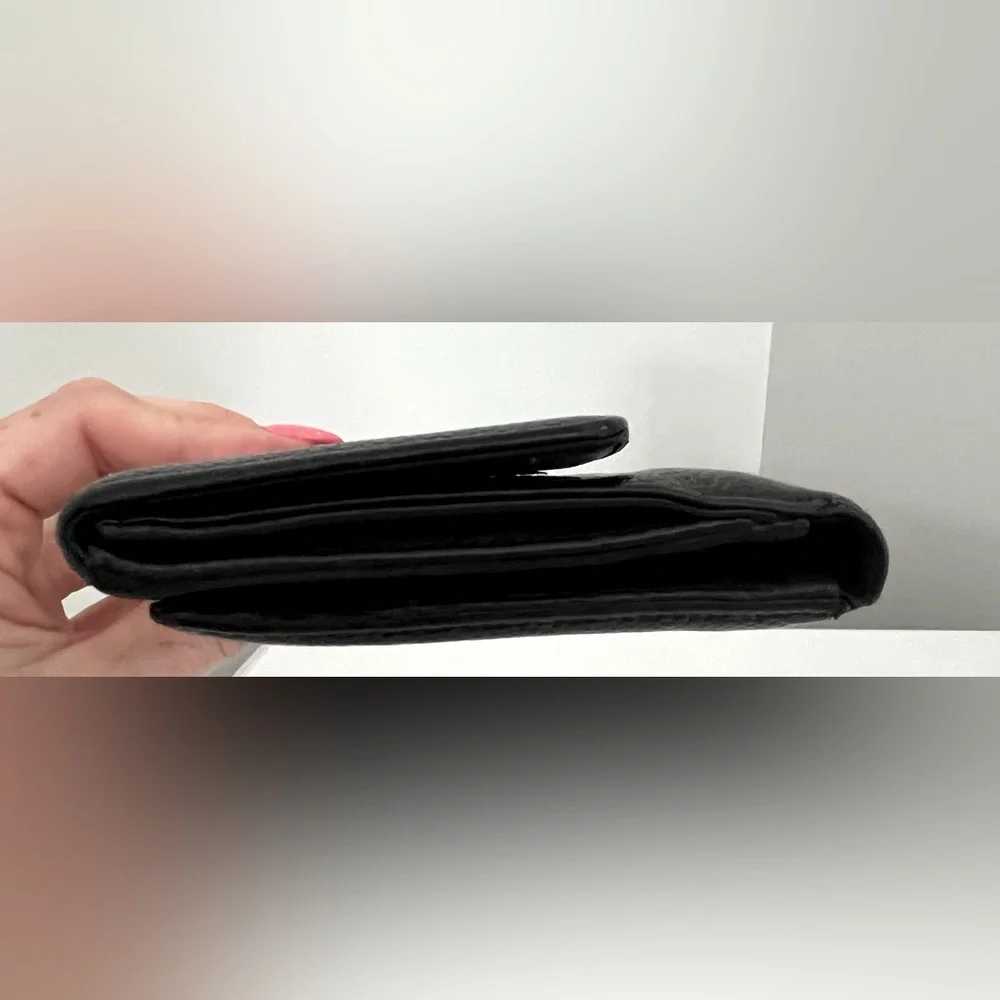 Authentic CHANEL Caviar Black Leather Wallet